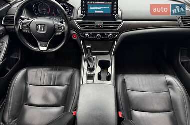 Седан Honda Accord 2018 в 