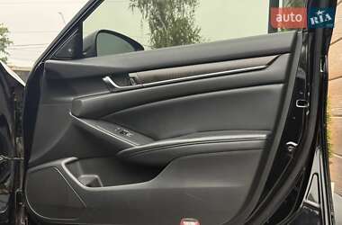 Седан Honda Accord 2018 в 