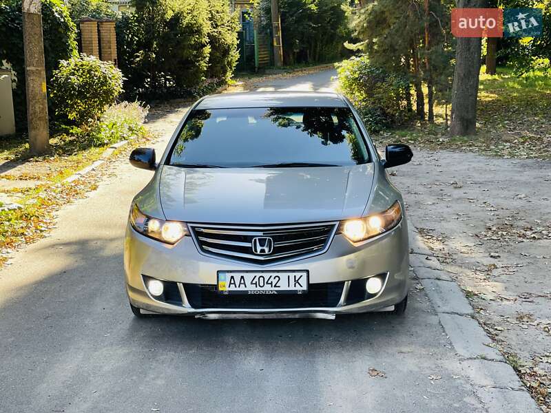 Седан Honda Accord 2008 в Киеве