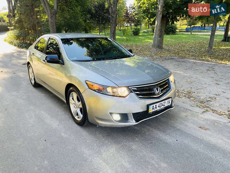 Седан Honda Accord 2008 в Киеве