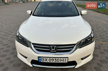 Седан Honda Accord 2015 в Хмельницком