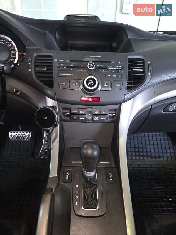 Универсал Honda Accord 2010 в Киеве