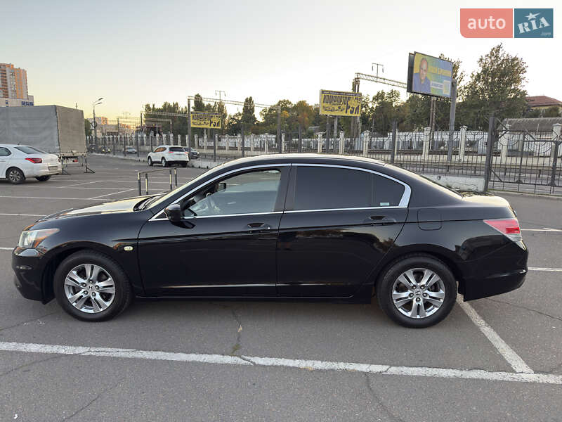 Седан Honda Accord 2012 в Одессе