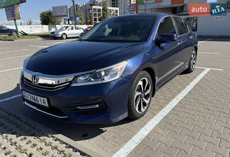 Седан Honda Accord 2015 в Києві
