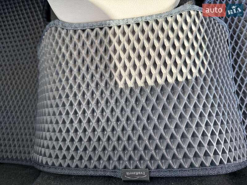 Седан Honda Accord 2015 в Києві