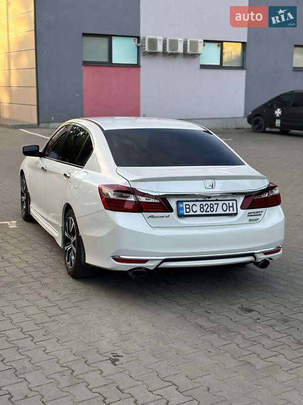 Седан Honda Accord 2017 в Самборе