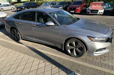 Седан Honda Accord 2018 в 