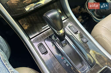Седан Honda Accord 2013 в 
