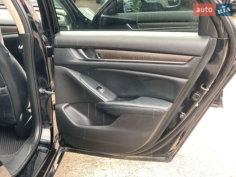 Седан Honda Accord 2018 в Вінниці