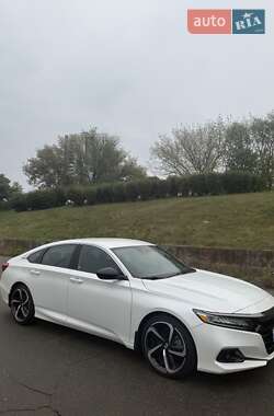 Седан Honda Accord 2022 в 