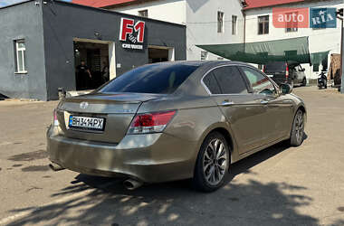 Седан Honda Accord 2008 в Килии