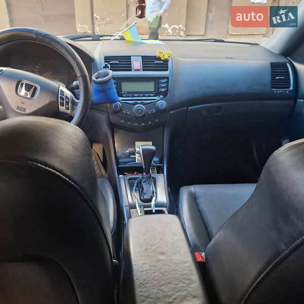 Седан Honda Accord 2004 в Ивано-Франковске