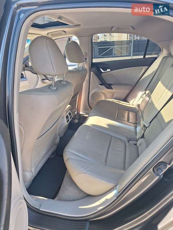 Седан Honda Accord 2011 в Києві фото 13 Седан Honda Accord 2011 в Києві