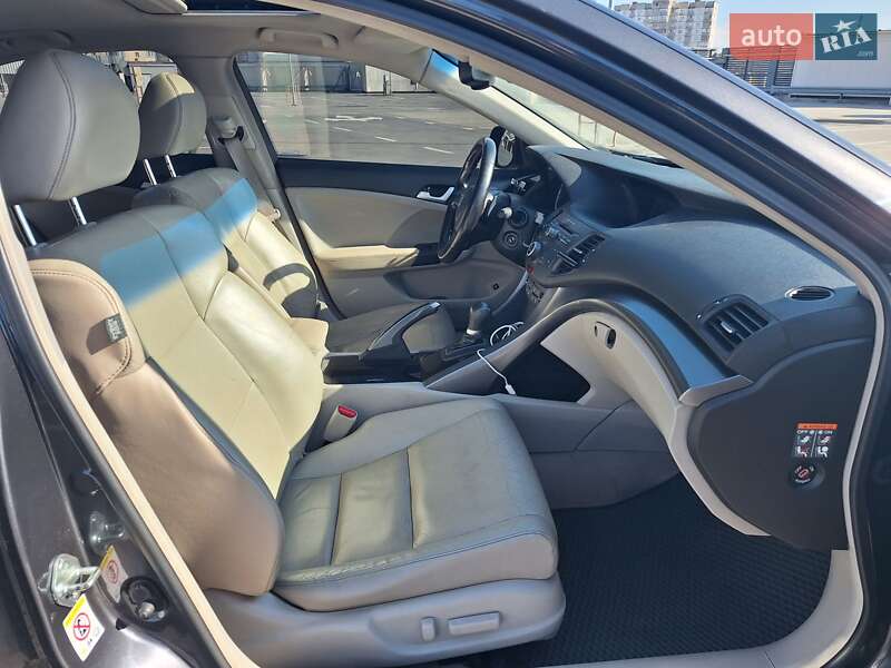 Седан Honda Accord 2011 в Києві фото 18 Седан Honda Accord 2011 в Києві