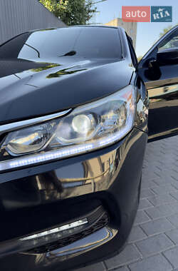 Седан Honda Accord 2016 в 