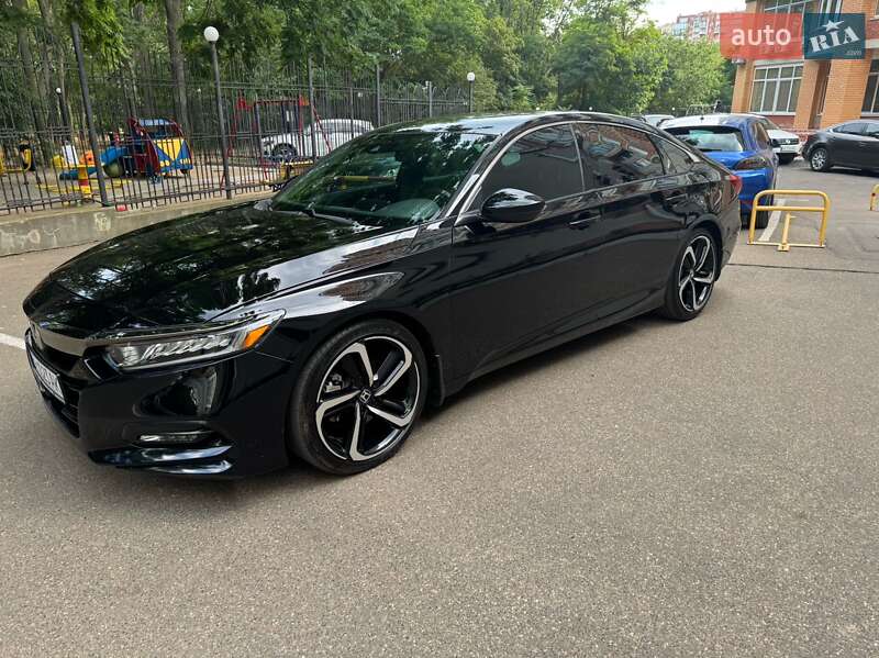 Honda Accord 2019