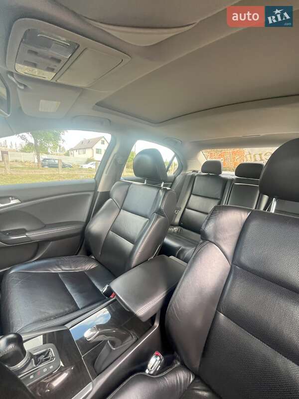 Седан Honda Accord 2011 в Запоріжжі