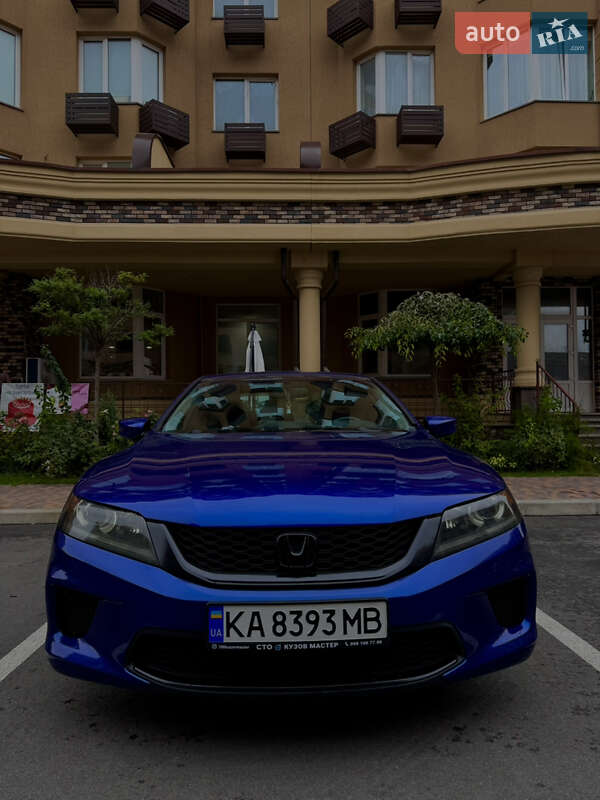 Купе Honda Accord 2013 в Києві