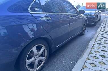 Седан Honda Accord 2004 в 