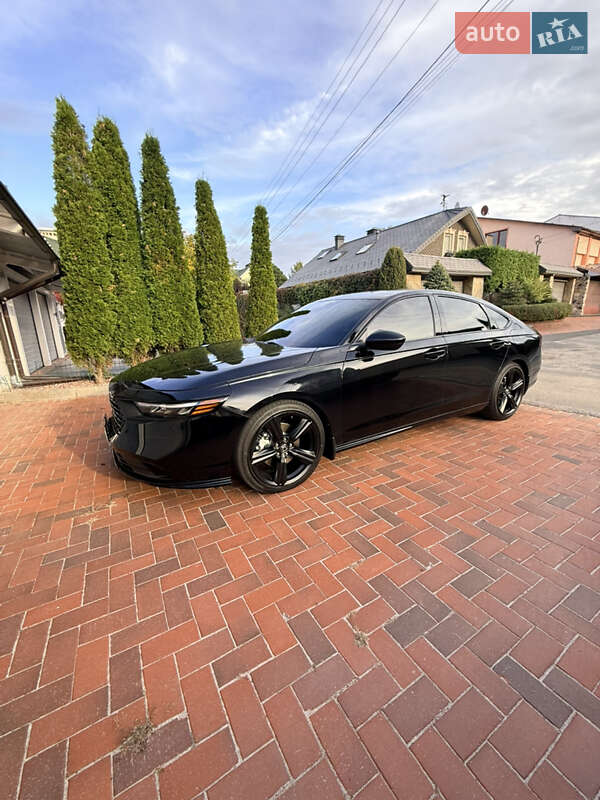 Седан Honda Accord 2024 в Харкові