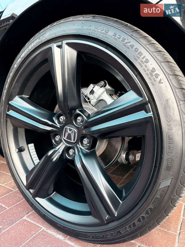 Седан Honda Accord 2024 в Харкові