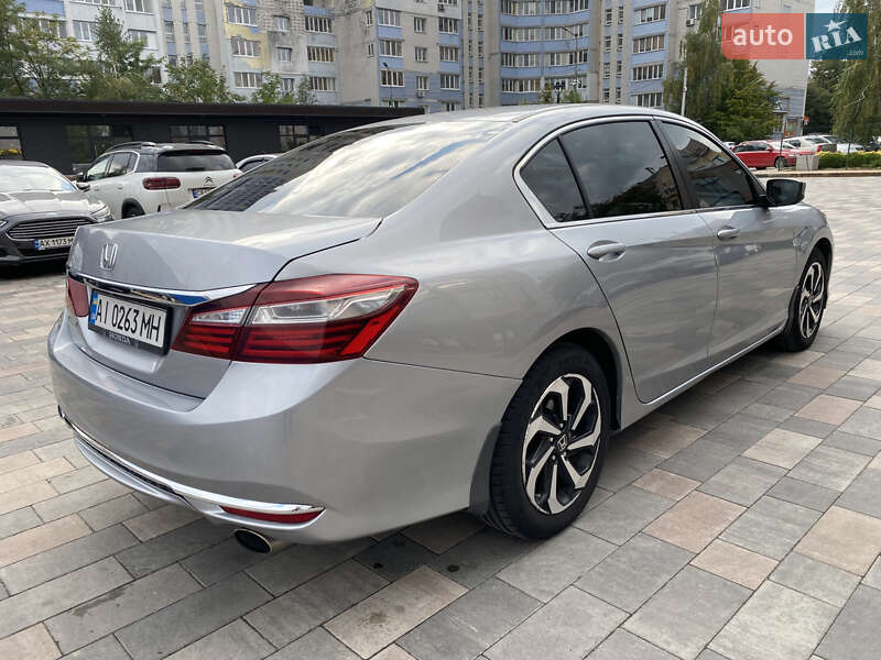 Седан Honda Accord 2017 в Києві