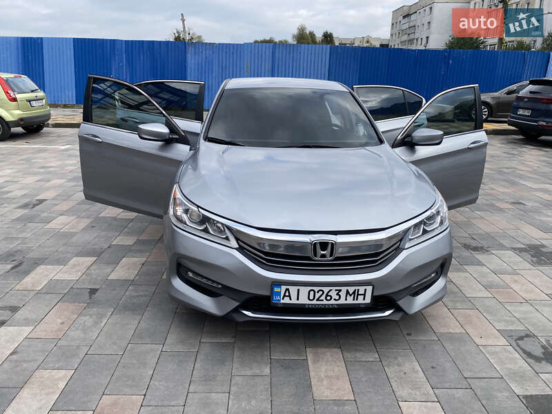 Седан Honda Accord 2017 в Києві