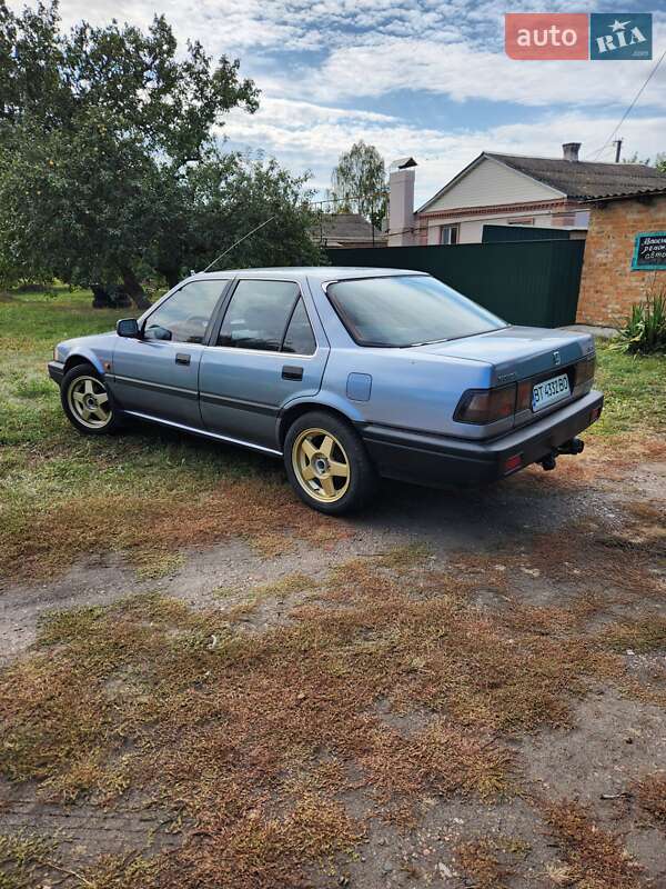 Седан Honda Accord 1986 в Олександрії