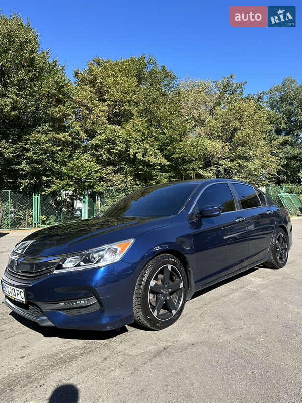 Седан Honda Accord 2016 в Львові