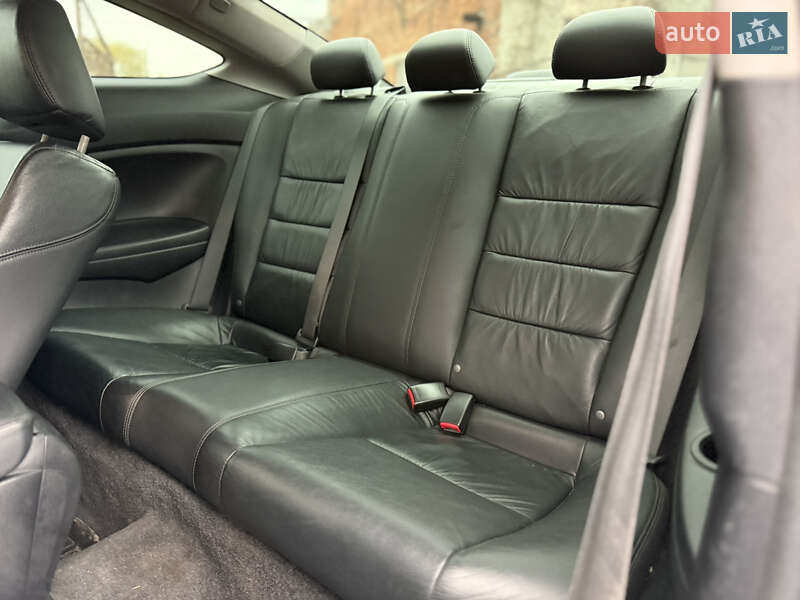 Купе Honda Accord 2011 в Ивано-Франковске