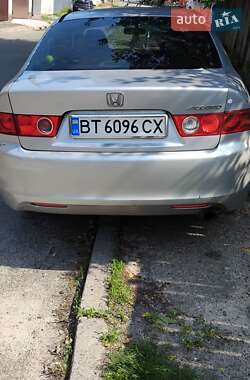 Седан Honda Accord 2004 в Запоріжжі
