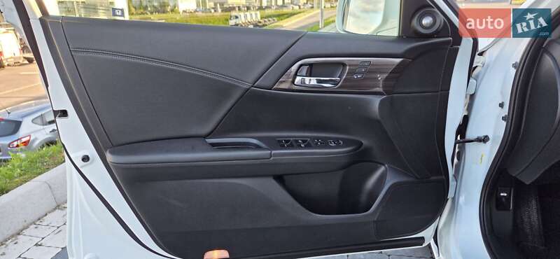 Седан Honda Accord 2017 в Львове фото 16 Седан Honda Accord 2017 в Львове