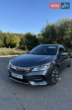 Седан Honda Accord 2016 в Ржищеві