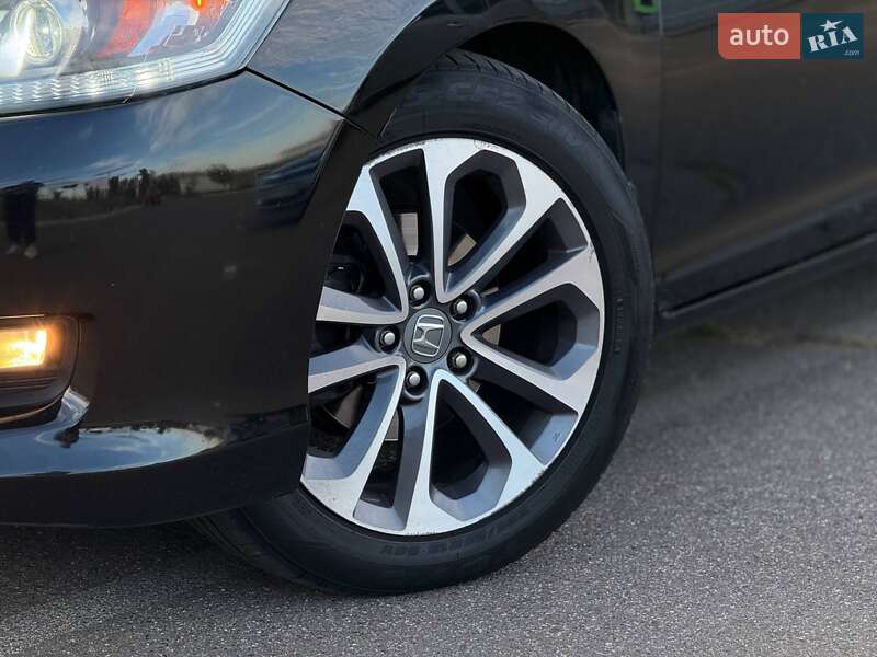 Седан Honda Accord 2015 в Кривому Розі
