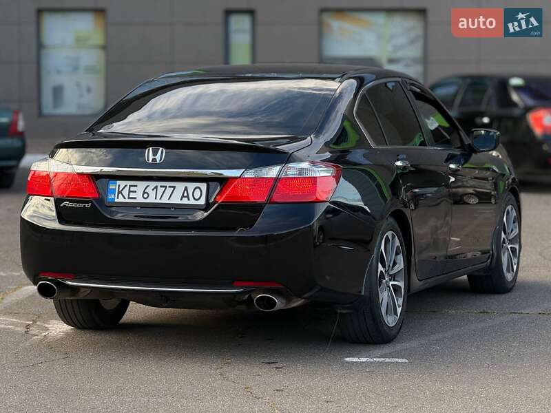 Седан Honda Accord 2015 в Кривому Розі