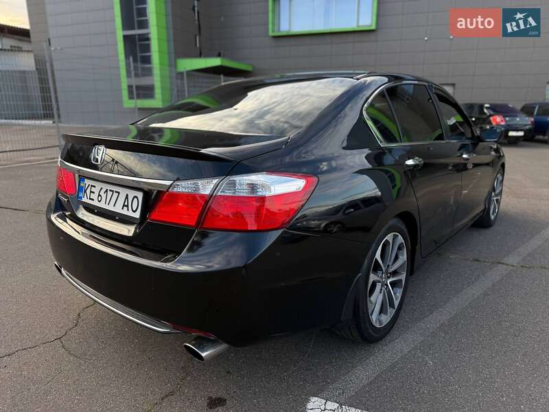 Седан Honda Accord 2015 в Кривому Розі