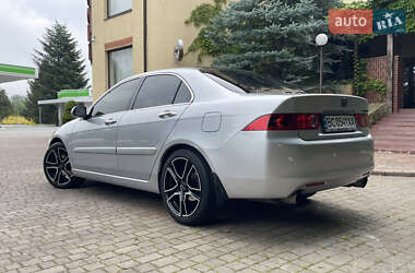 Седан Honda Accord 2003 в  фото 25 Седан Honda Accord 2003 в