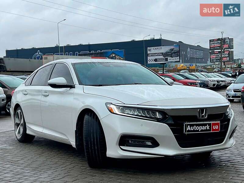 Седан Honda Accord 2018 в Львові