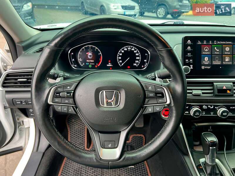 Седан Honda Accord 2018 в Львові