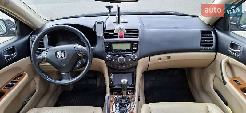 Седан Honda Accord 2006 в Одессе