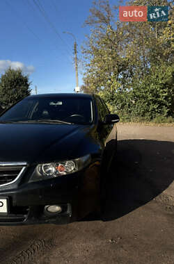 Седан Honda Accord 2006 в  фото 3 Седан Honda Accord 2006 в