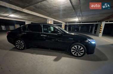 Седан Honda Accord 2014 в 