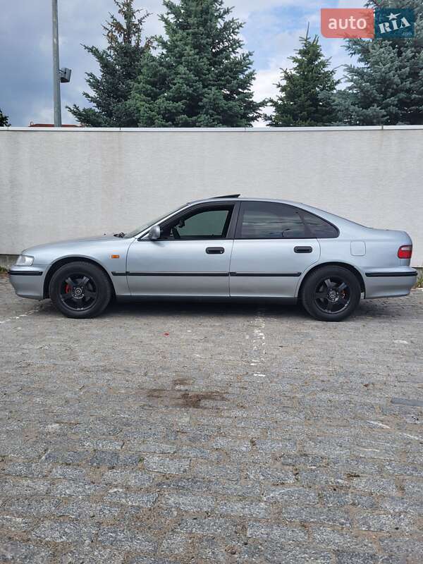 Седан Honda Accord 1997 в Владимире