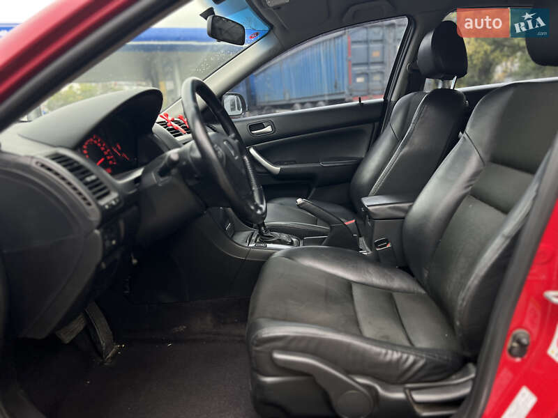 Седан Honda Accord 2004 в Николаеве