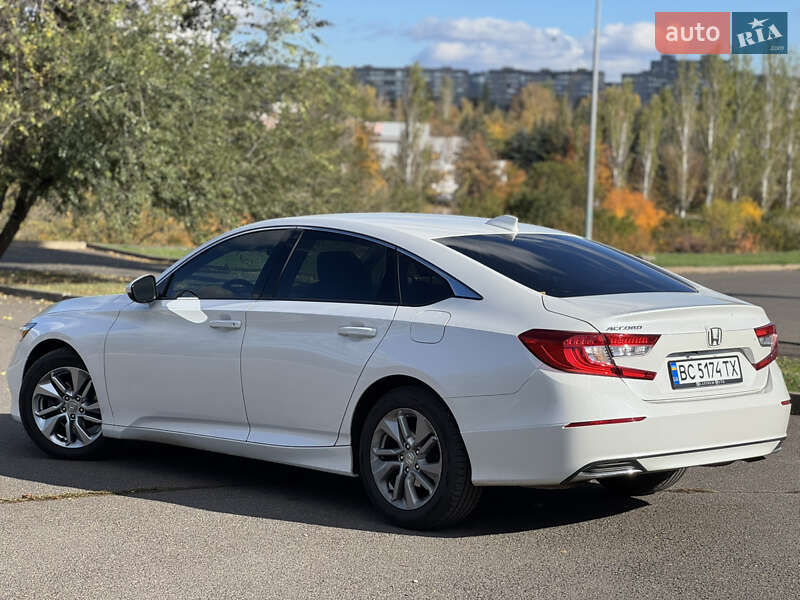 Седан Honda Accord 2018 в Кривом Роге