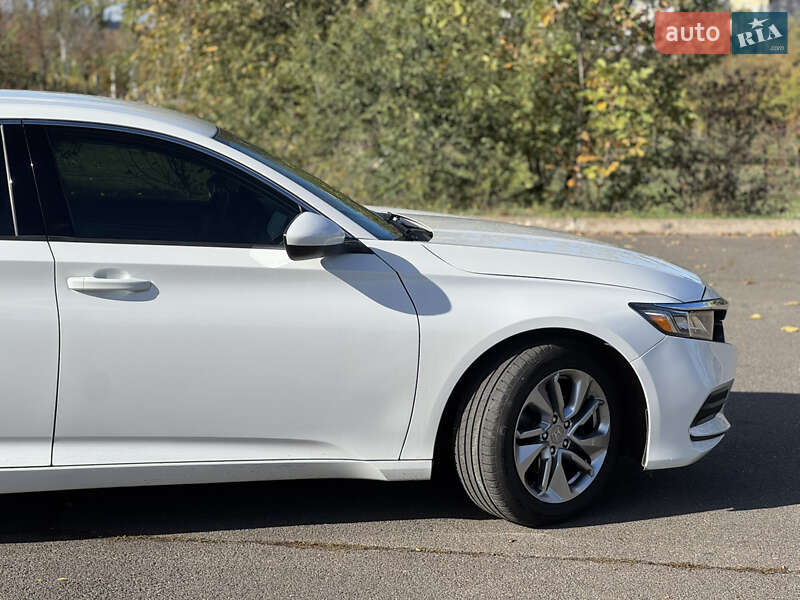 Седан Honda Accord 2018 в Кривом Роге