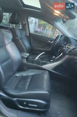 Седан Honda Accord 2010 в 