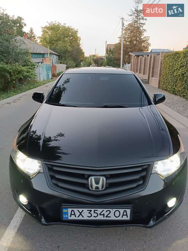 Седан Honda Accord 2010 в Харкові