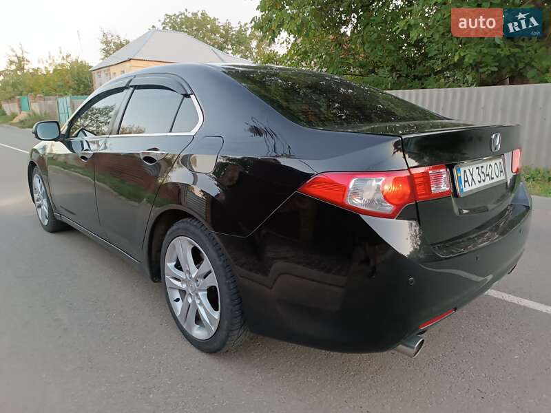 Седан Honda Accord 2010 в Харкові
