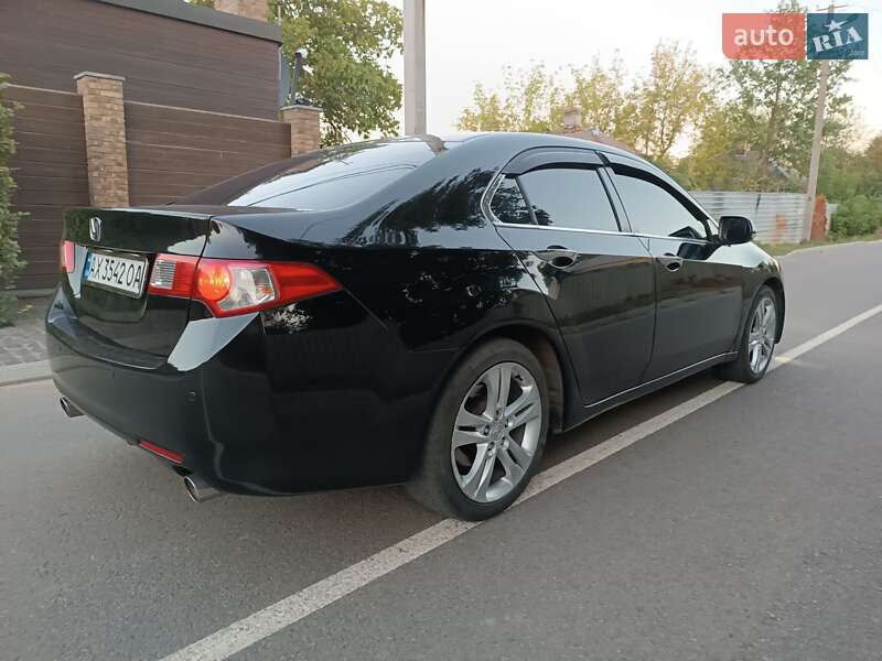 Седан Honda Accord 2010 в Харкові